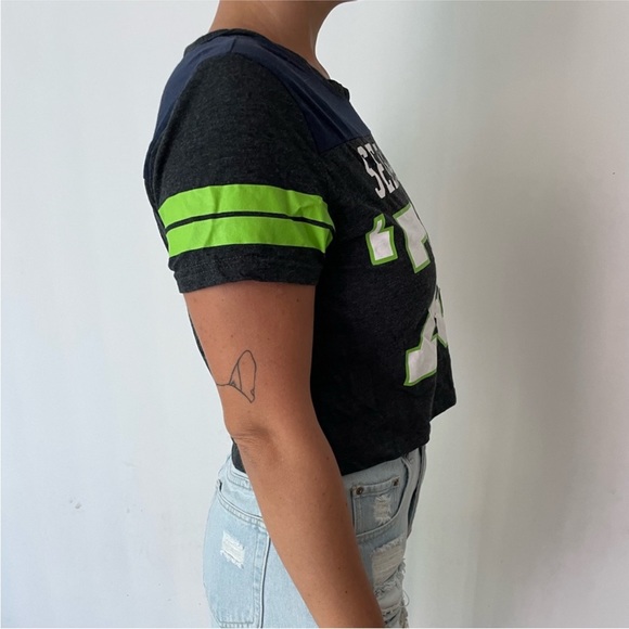 Seattle Seahawks crop tee - Picture 2 of 6